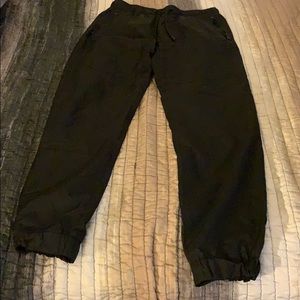 Men’s track pants